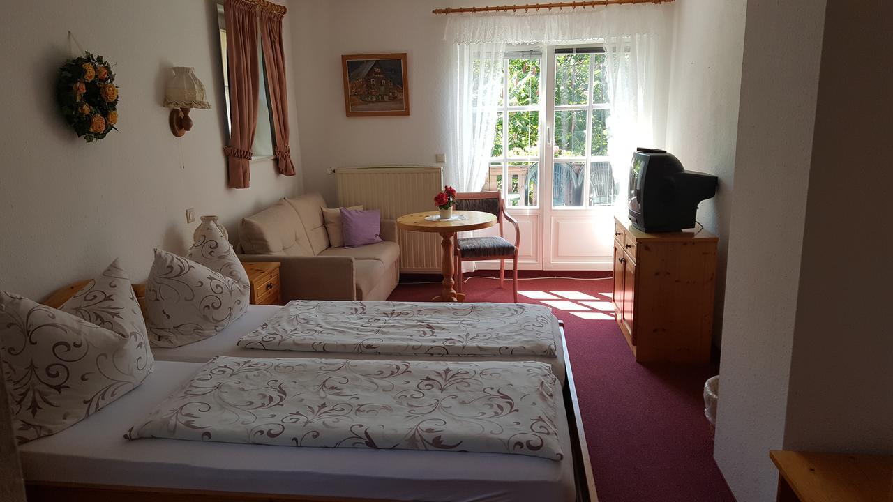 Jaegerheim Loebsal Hotel Buitenkant foto